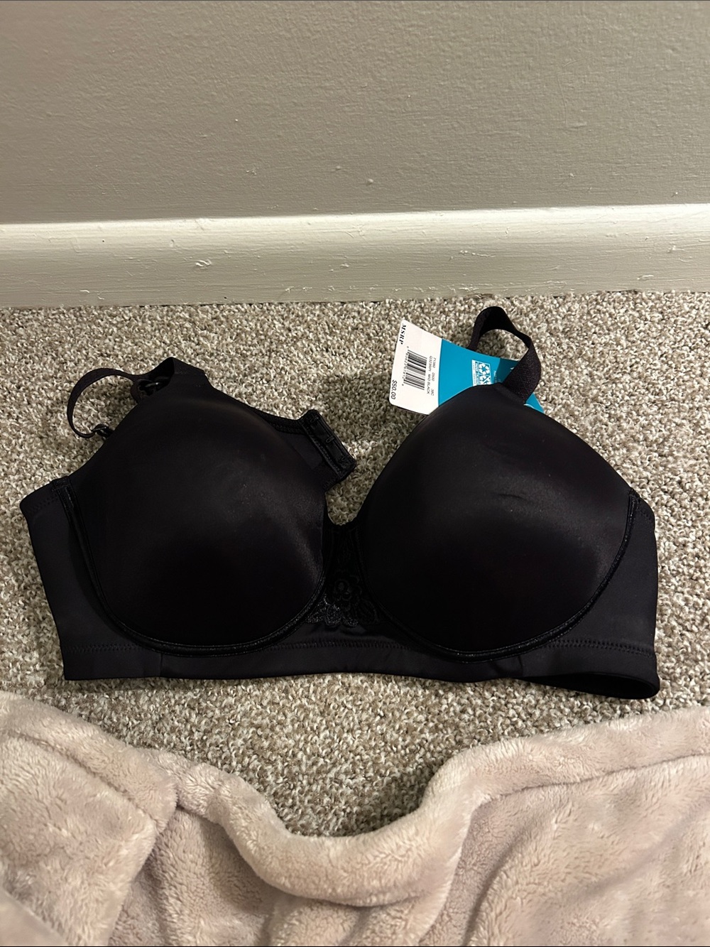 Vanity Fair Black Molded T-Shirt Bra
